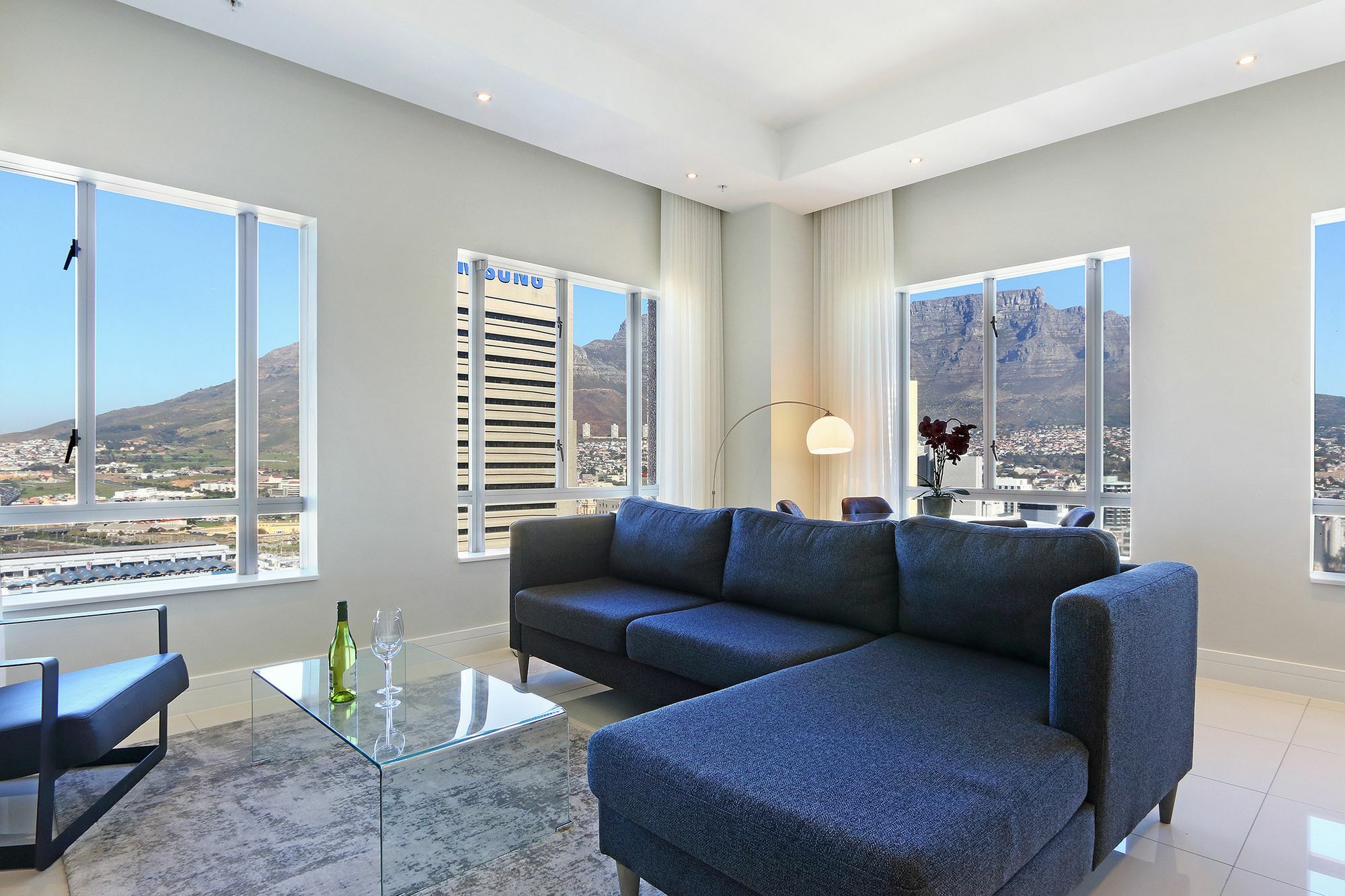Triangle Luxury Suites By Totalstay Cape Town Dış mekan fotoğraf