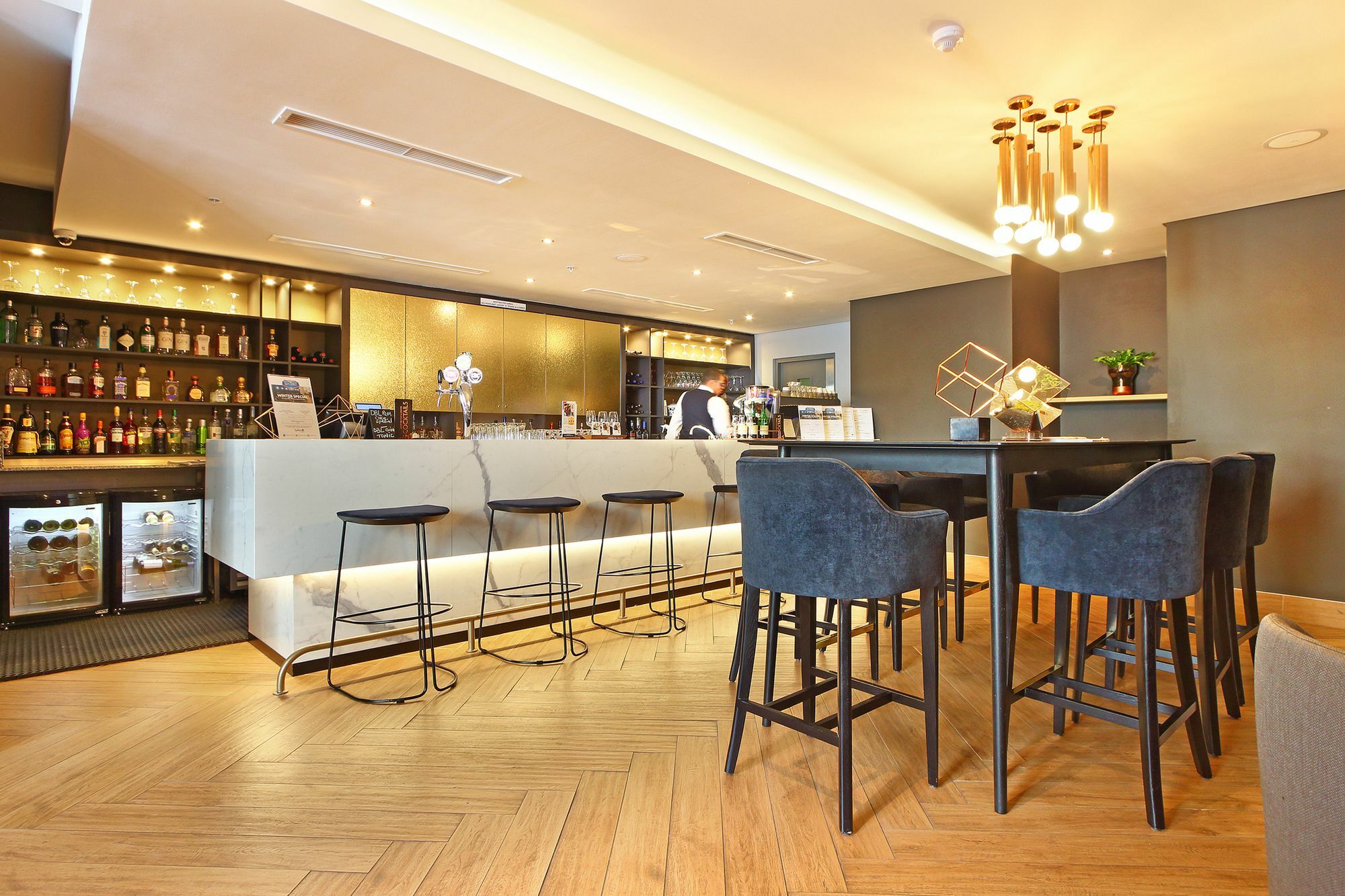 Triangle Luxury Suites By Totalstay Cape Town Dış mekan fotoğraf